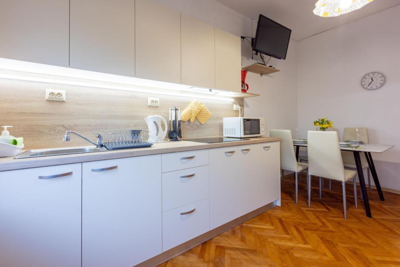 Apartments Sobol Цриквеница Экстерьер фото